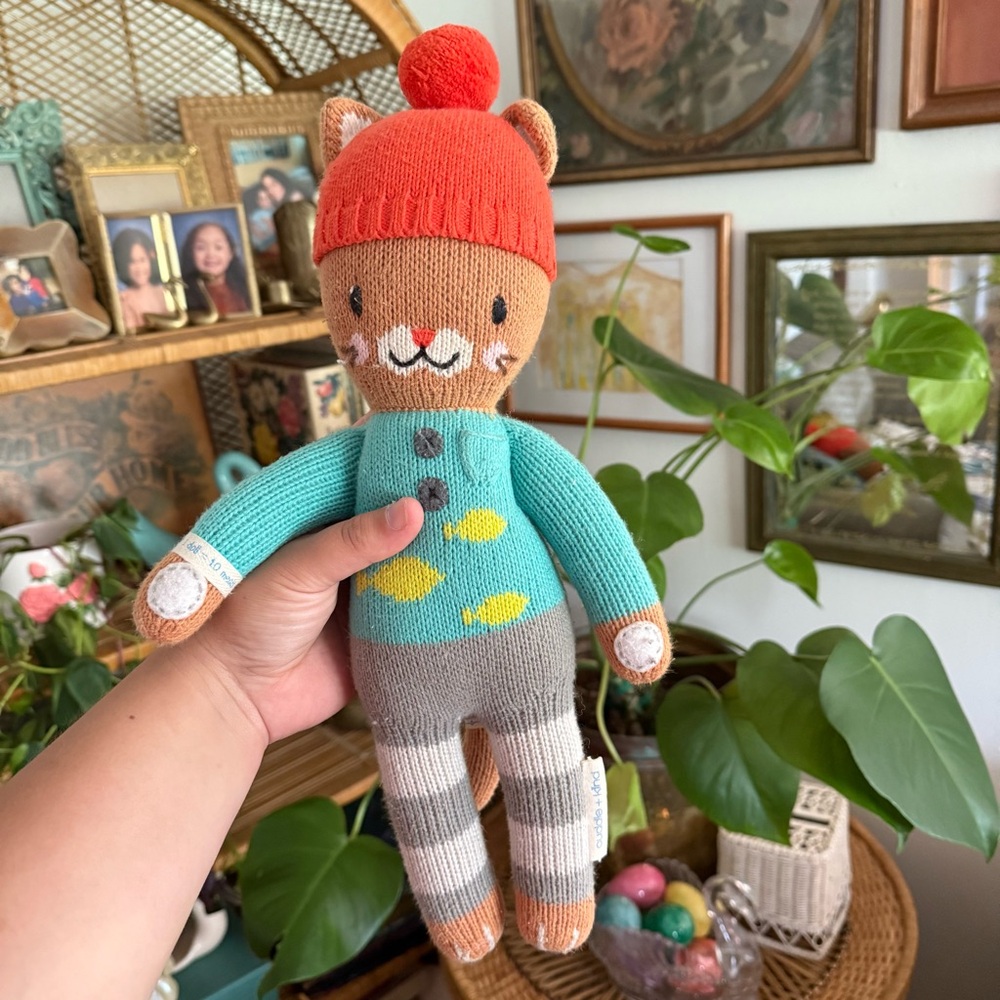 Cuddle + kind Maximus the Cat 13 inch plush doll